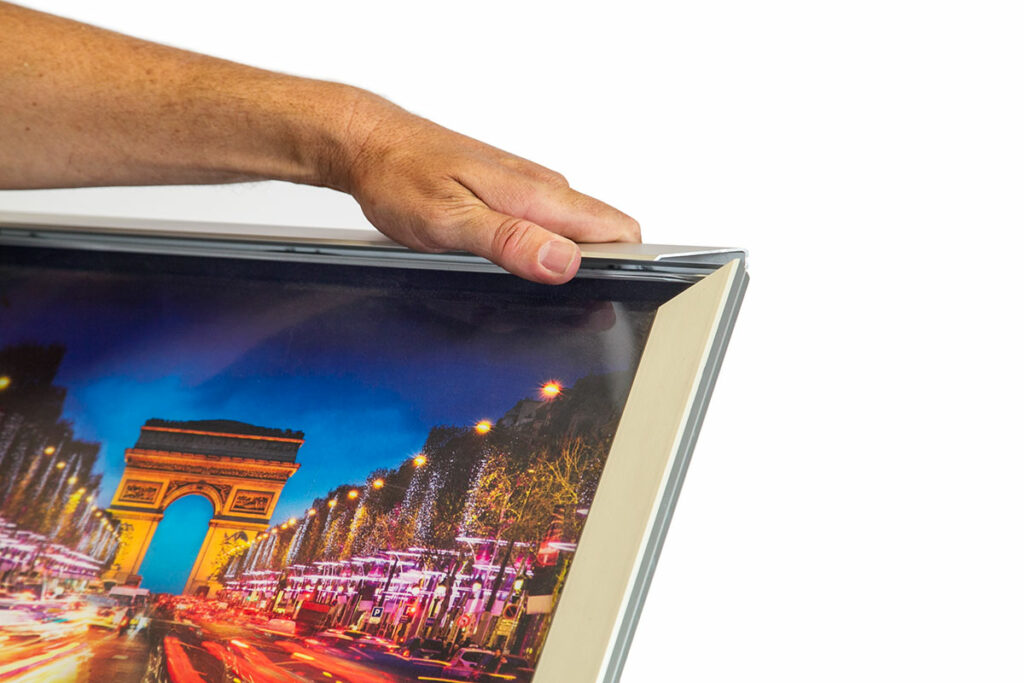 Maxi UniLOADER Snap Frame Snap frames Snapper Display Systems Australia