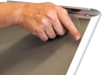 Curved Display Stand Image 3